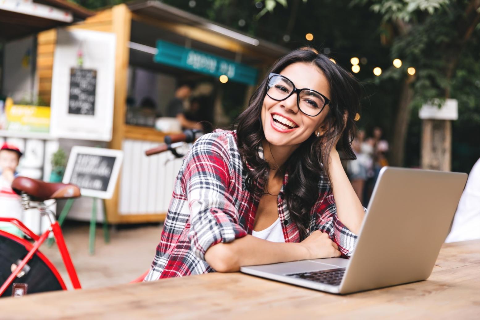 Entrepreneur working with financial advisor on business planning strategies